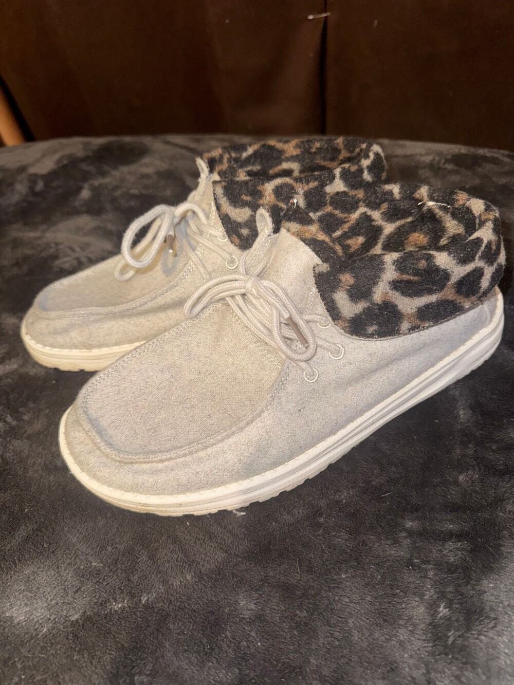 Hey Dude Wally Beige Suede Shoes Leopard Print Collar Size Not Visible